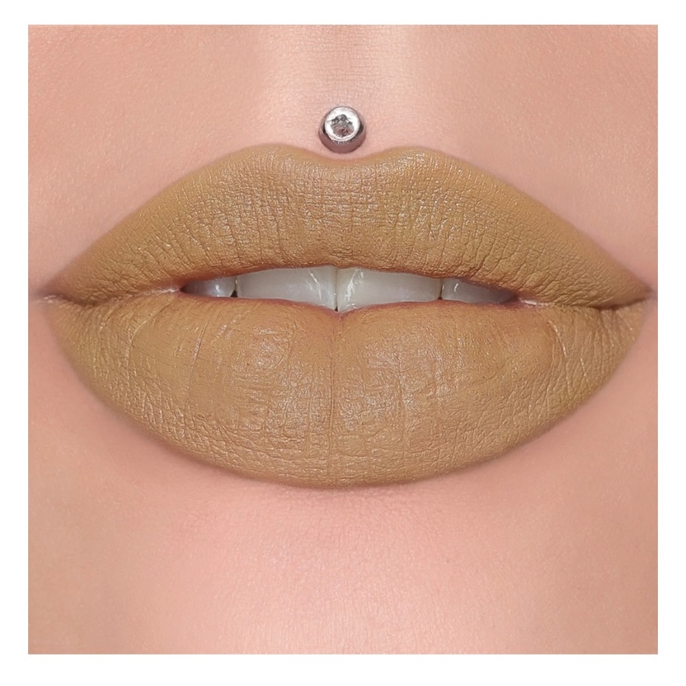 UNFAZED- New in Box Jeffree Star Velvet Trap Lipstick  Nude Olive Lipstick Green